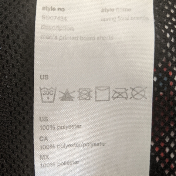 WESC Hawaiian style swim shorts sz 36 - Picture 4 of 6